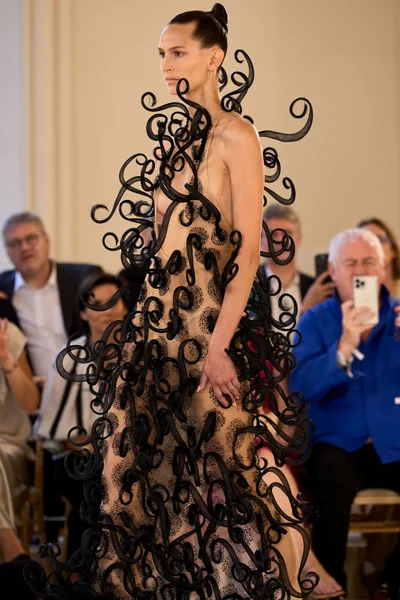 Look 35